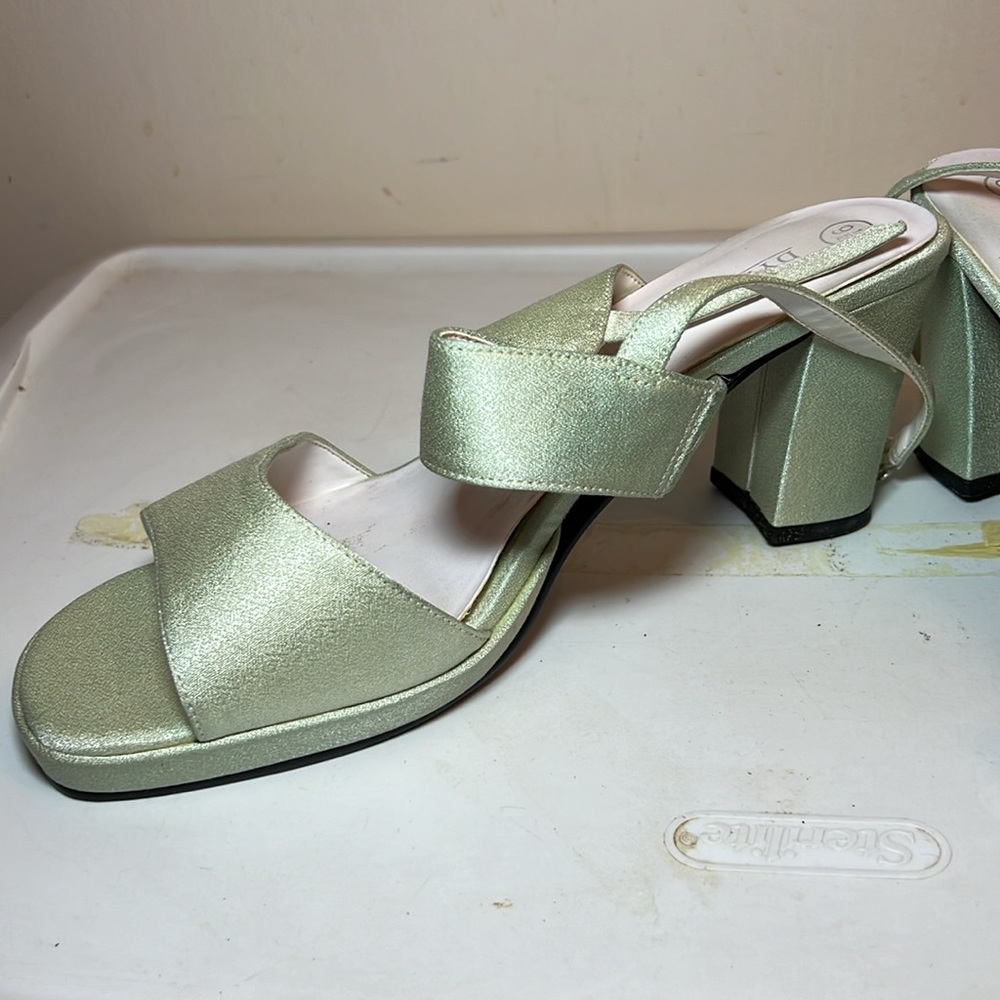Used Square High Heels Heels - Picture 4 of 5